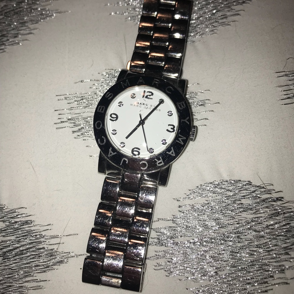 Classic Marc by Marc Jacobs silver watch - Picture 2 of 5